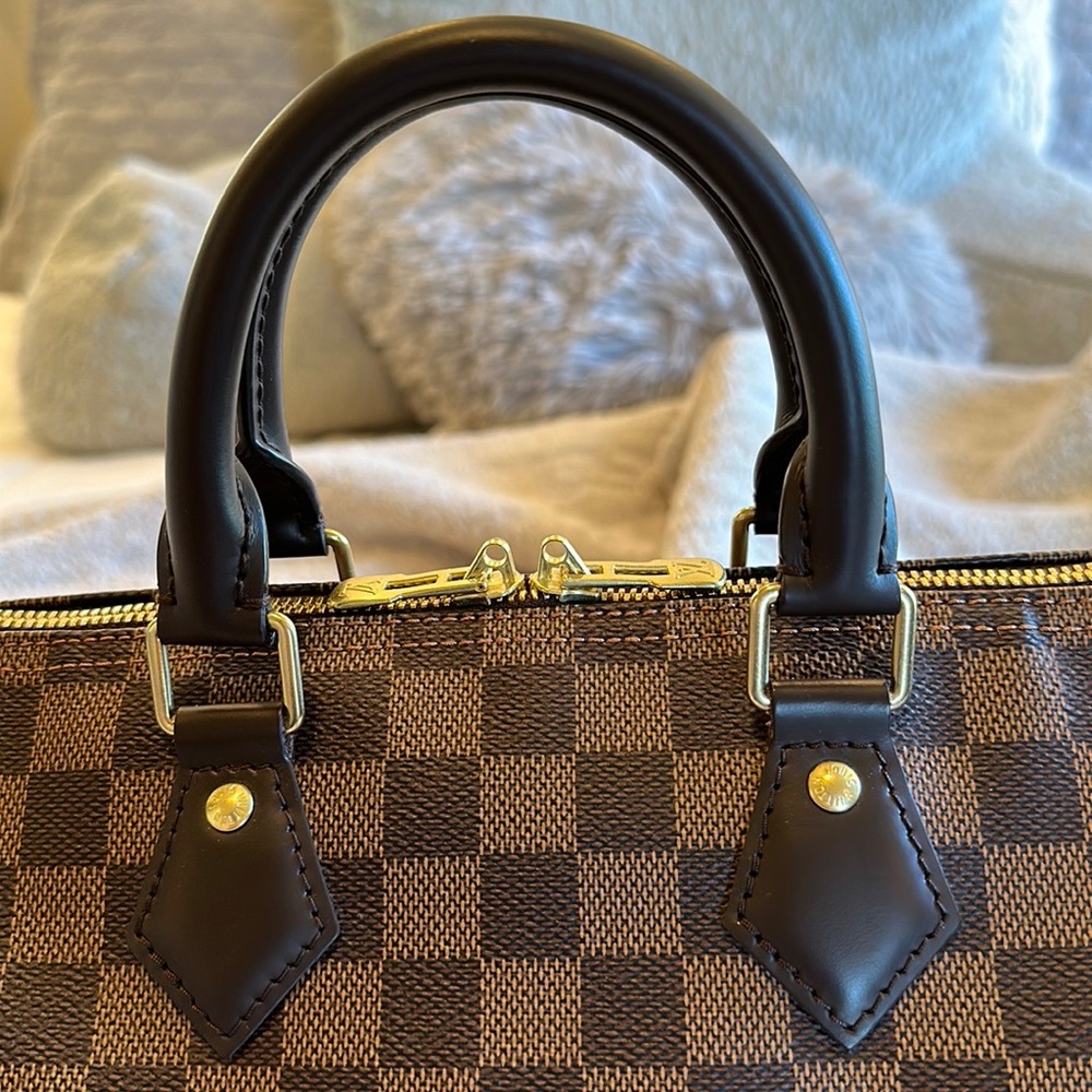 SOLD!!! SOLD!!! SOLD!!! SOLD!!! LOUIS VUITTON SPEEDY BANDOULIÈRE 25 DAMIER EBENE - Picture 4 of 17